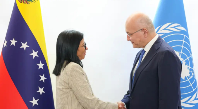 ACNUR y el ejecutivo nacional trabajarán en el retorno de migrantes y la asistencia post-sismo