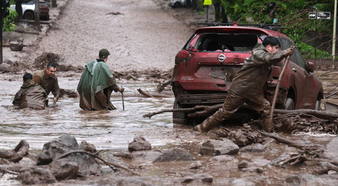Decretan estado de catástrofe por intensas lluvias en Santiago de Chile