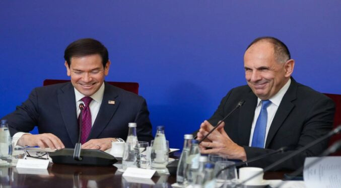 Rubio pide más esfuerzo europeo en defensa y sitúa a Grecia como un aliado «modélico»