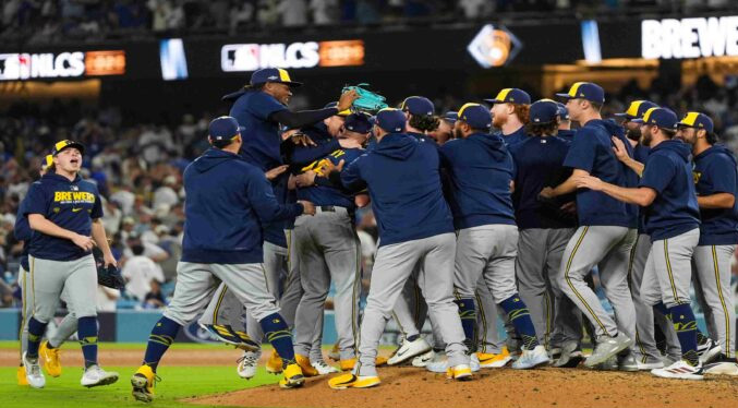 Milwaukee acaba el reinado de los Dodgers y avanza a la Serie Mundial