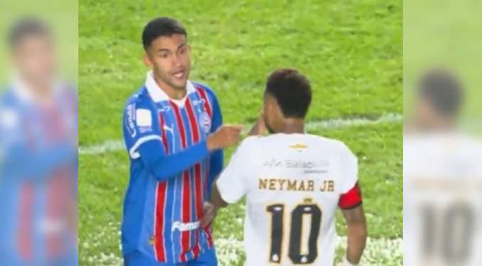 Neymar es expulsado por taparse la boca tras una discusión en el partido Santos-Bahía