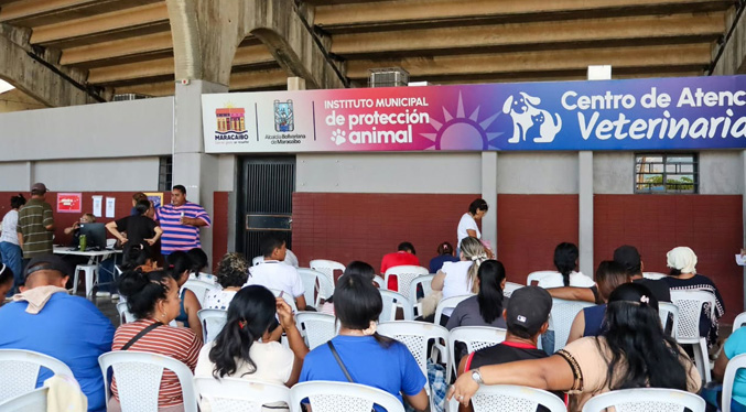 Plaza para Todos cuenta con una farmacia especializada para los animales