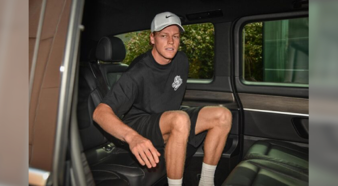 Jannik Sinner se perderá el resto del año por una inflamación en la rodilla
