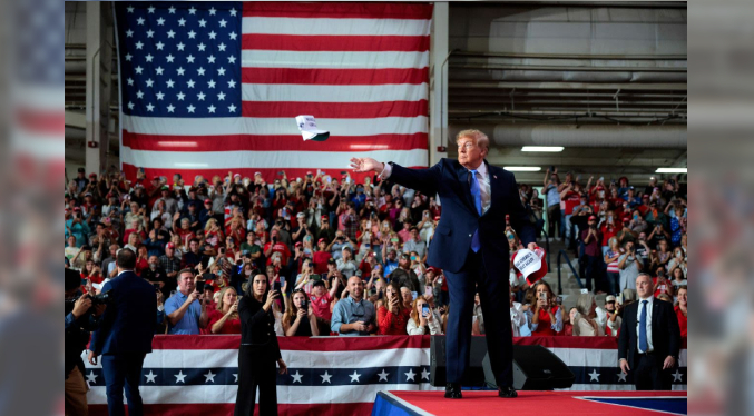 Los demócratas optimistas y Trump desafiante a una semana de las legislativas en EEUU