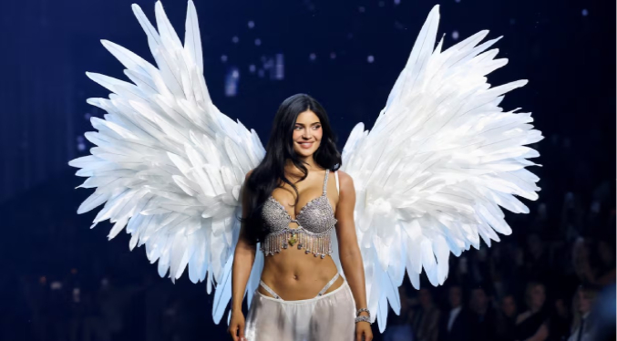 Victoria’s Secret regresó a Los Ángeles con su desfile, modelos icónicas y Kylie Jenner