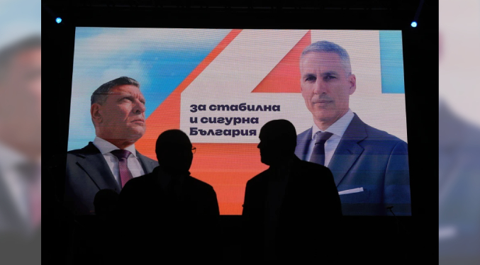 Bulgaria vota en unas presidenciales marcadas por crisis económica y la guerra en Ucrania