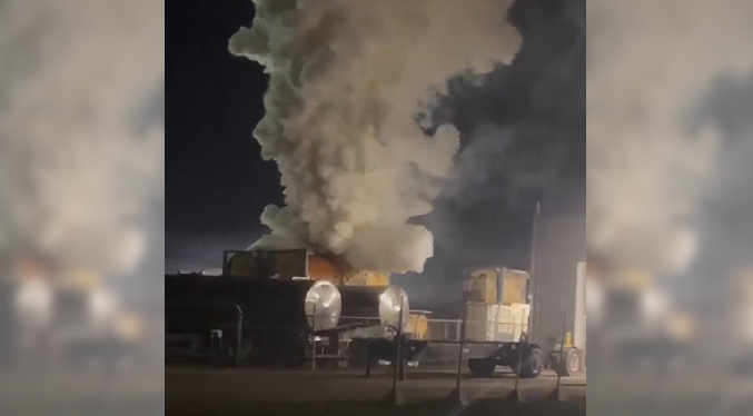 Explota un tanque químico en Ohio, obligando a evacuar a residentes; se teme otra explosión