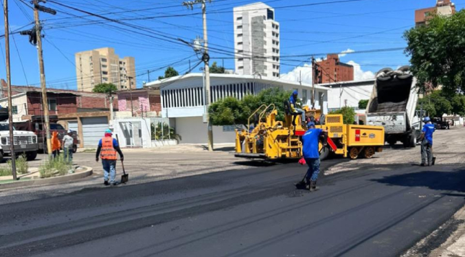 Alcaldía de Maracaibo recupera vialidad en Avenidas 13, 13A y 14